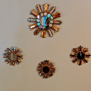 Set of 4 decorative mirrors